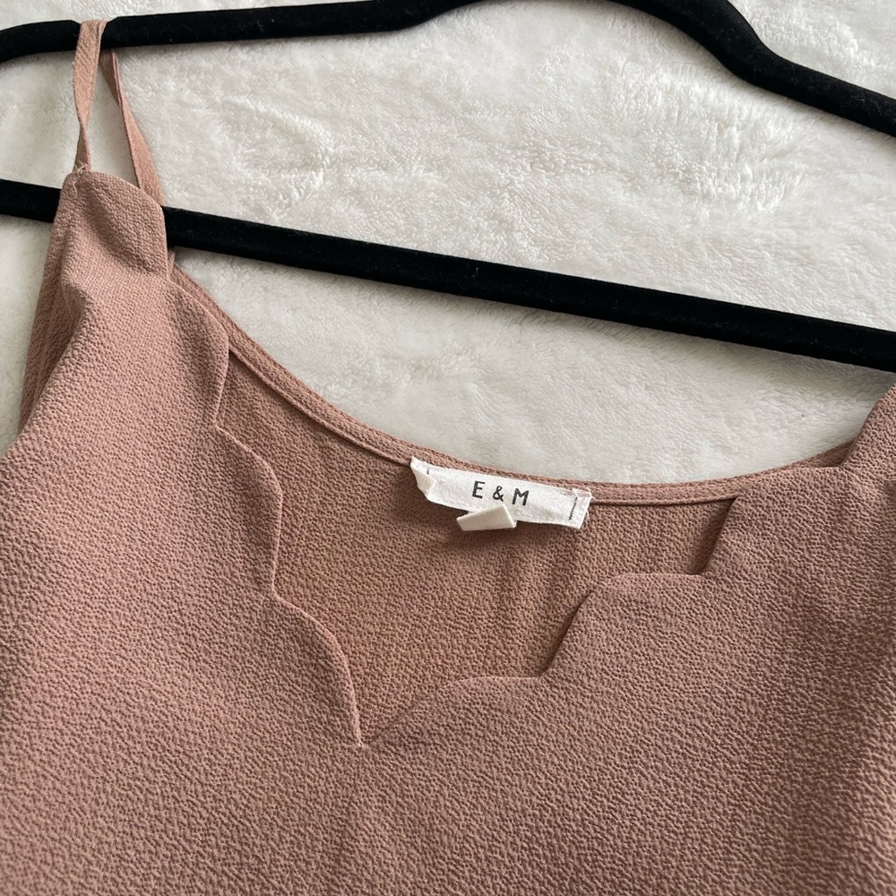 Mauve Scalloped Tank Top 🤎